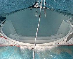 Rénovation piscine coque (gris clair)